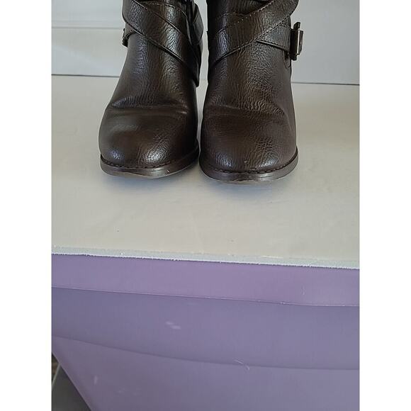 JUSTFAB Willena WMS 5.5 Boots Brown Mid Calf Block Heels Booties Buckle Zip - Picture 8 of 12